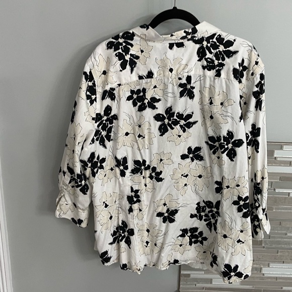 Chaps Plus Size top - Picture 3 of 3